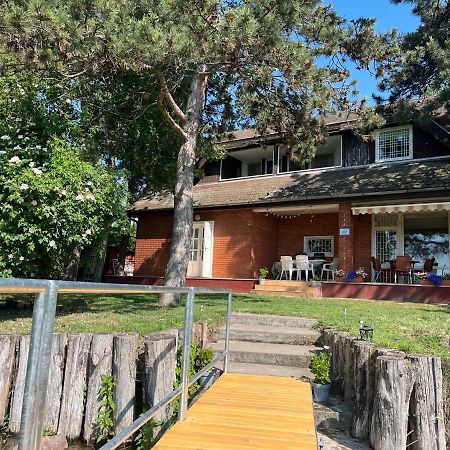 Casa Di Bianca - Koezvetlen Vizparti Nyaralo Apartment Siofok Bagian luar foto
