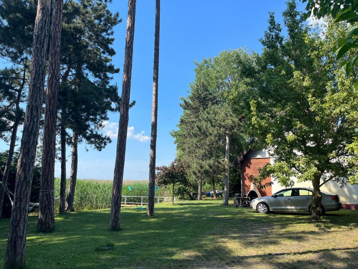 Casa Di Bianca - Koezvetlen Vizparti Nyaralo Apartment Siofok Bagian luar foto